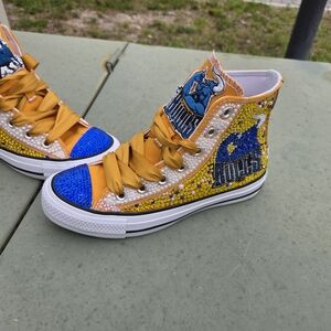 Converse High-Top Sneakers in Orange and Blue